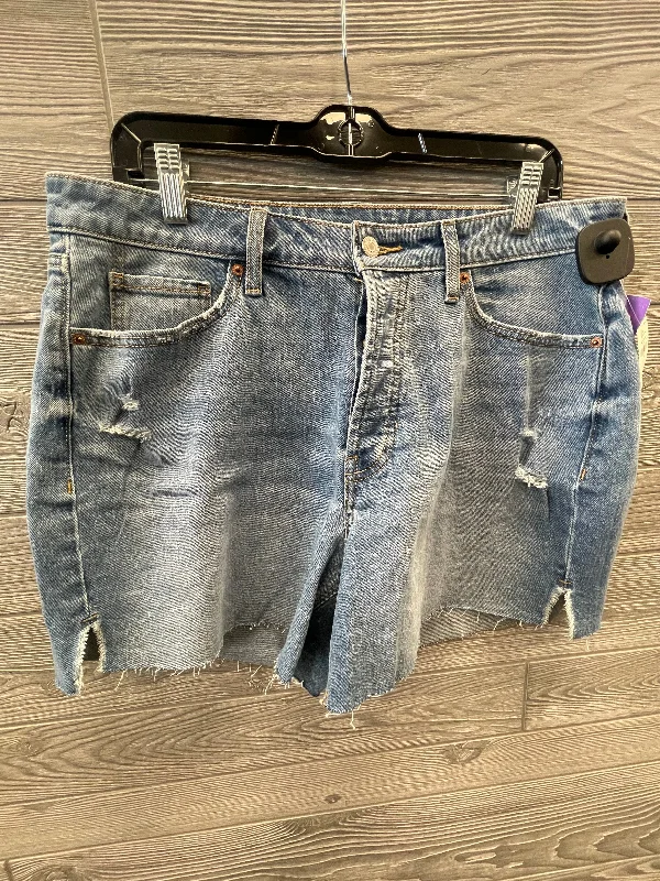 Blue Denim Shorts Old Navy, Size 14