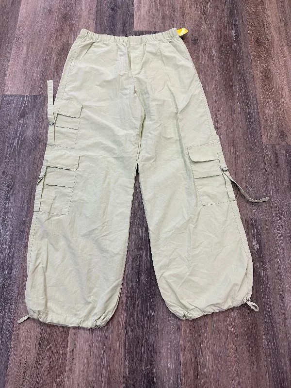 Pants Cargo & Utility By Zara In Green, Size: S