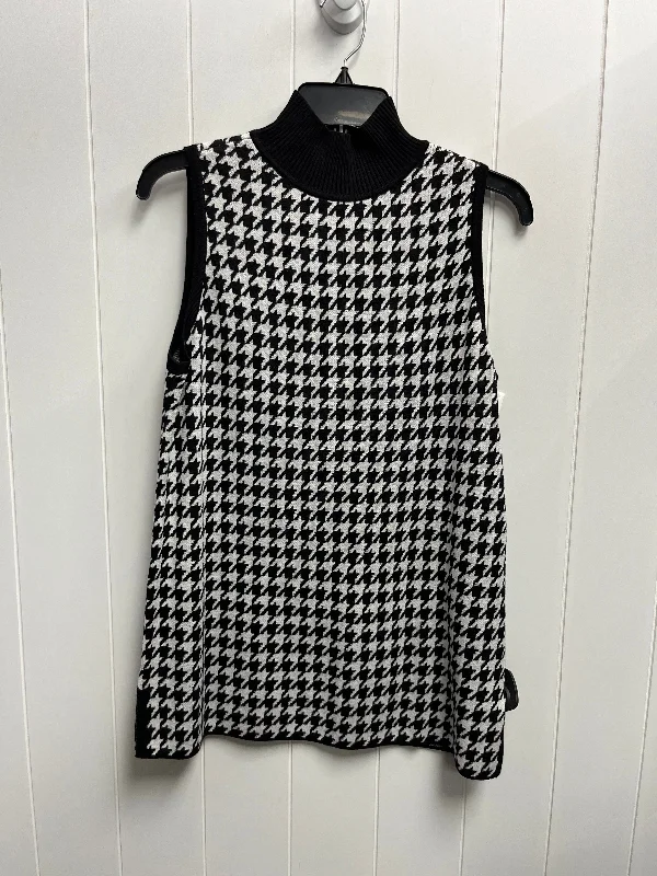 Top Sleeveless By Chicos In Black & White, Size: M