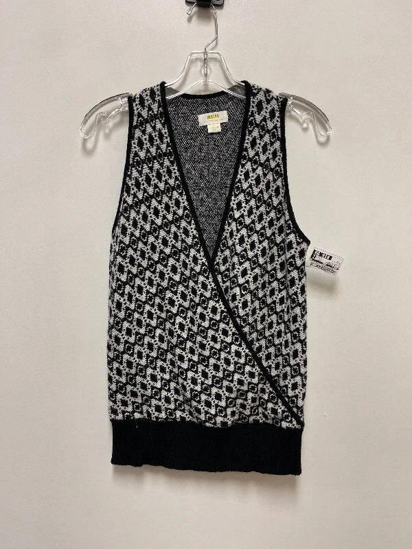 Top Sleeveless By Maeve In Black & White, Size: M