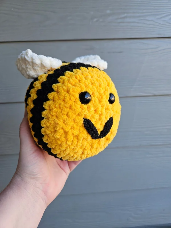 Crochet Bee Plushie